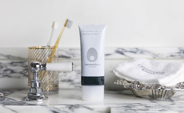 omorovicza-refining-facial-polisher-review.jpg